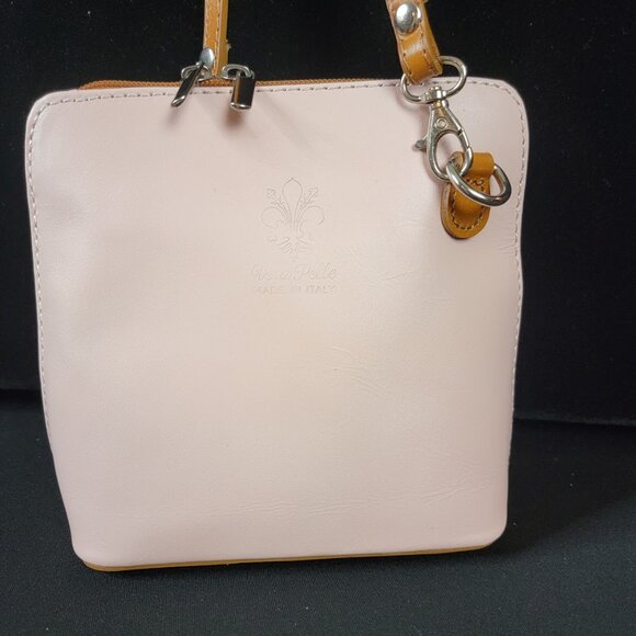 Vera Pelle Pink Italian Leather Crossbody – Expandable Sides – 8"x6" - Picture 1 of 11